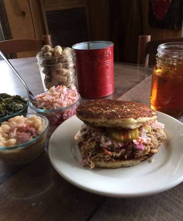 Smoked Sandwich Plate